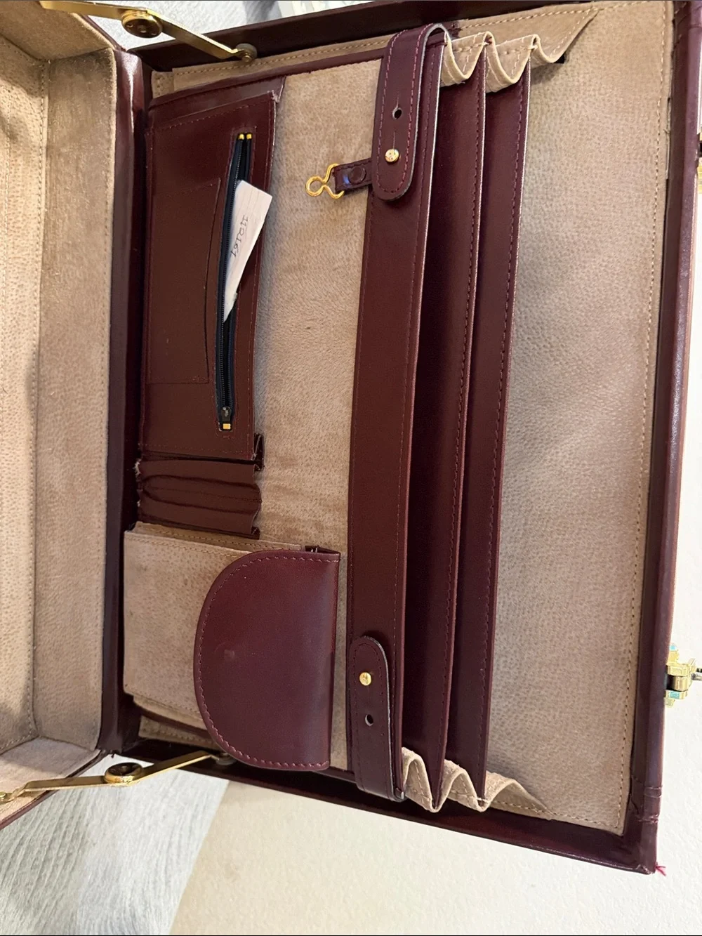 Presto Leather Classic Brown Leather Briefcase with Gold Hardware Vintage!!